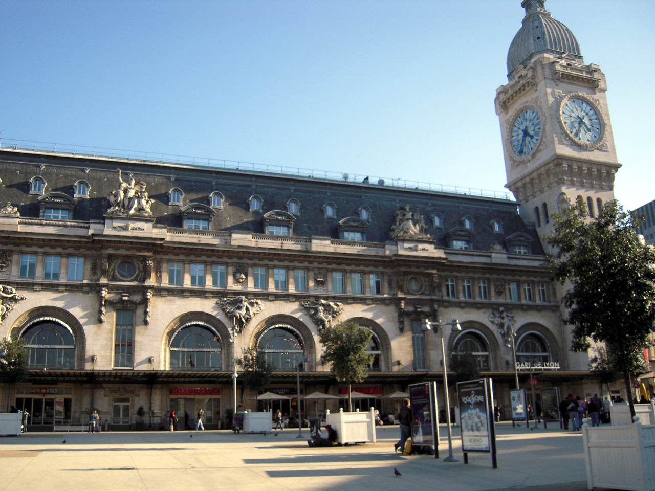 GARE DE LYON PARIS | Bahnhof für TGV Lyria aus Schweiz ...